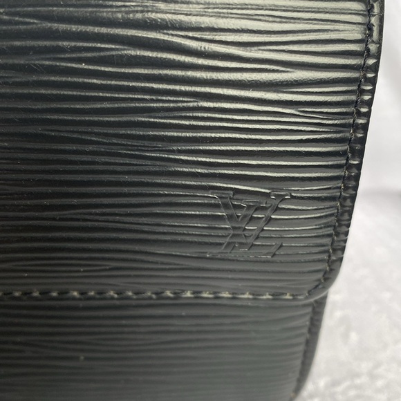 LV STUNNING Epi wallet - Picture 3 of 13